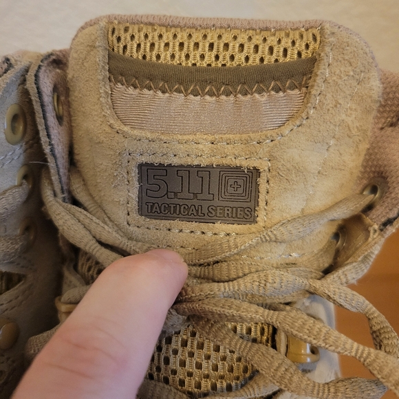 Tan Tactical Boots5.11 Taclite 6\